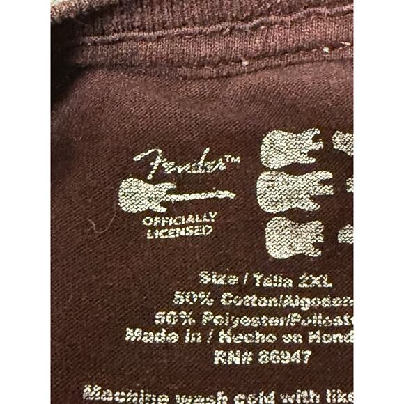 Fender Guitar T-Shirt Legends Never Die Logo Dark Red Size XXL - Picture 8 of 9
